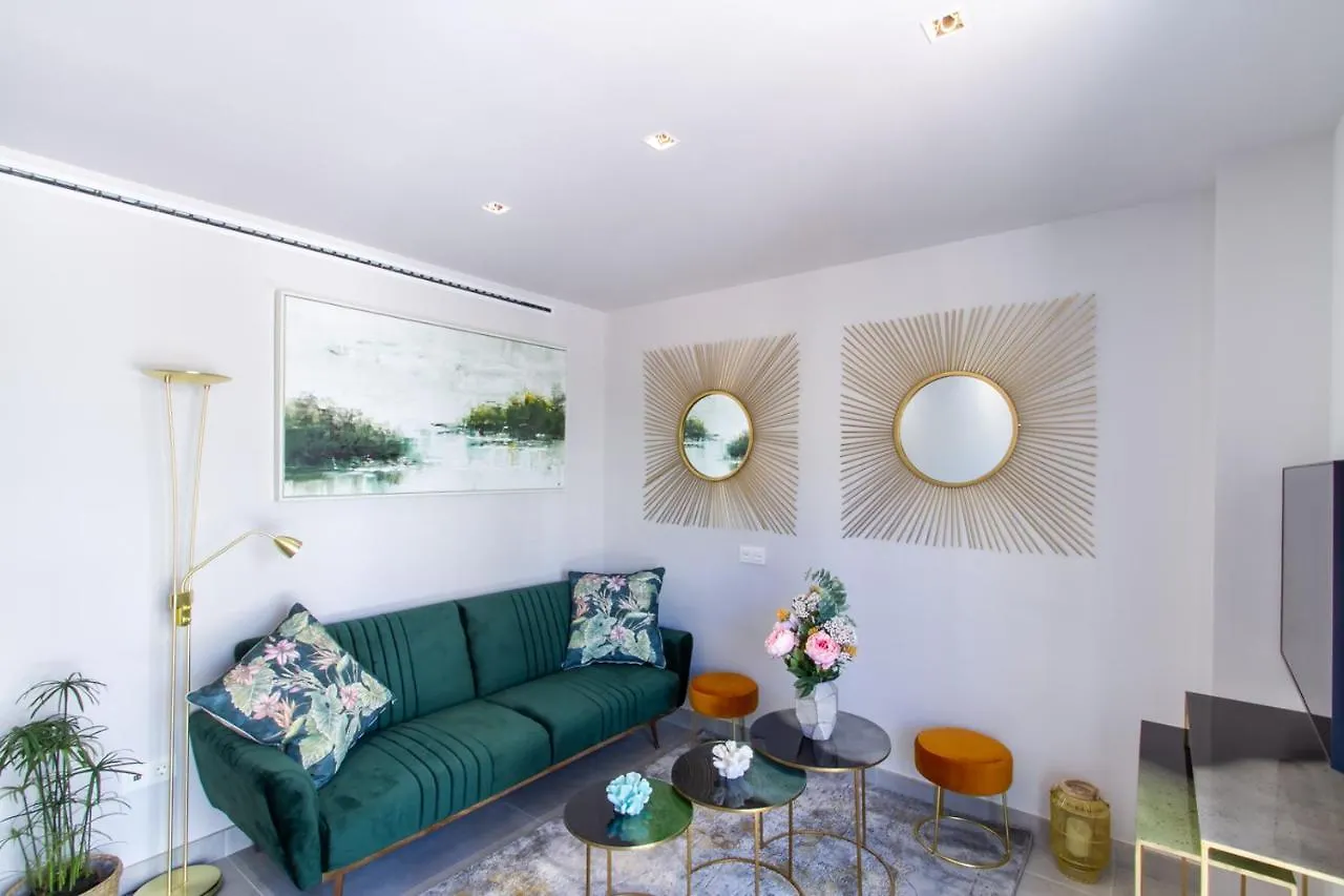 Marbella Banus Suites - Bird Of Paradise Playas Del Duque Banus Suite Apartment Spain